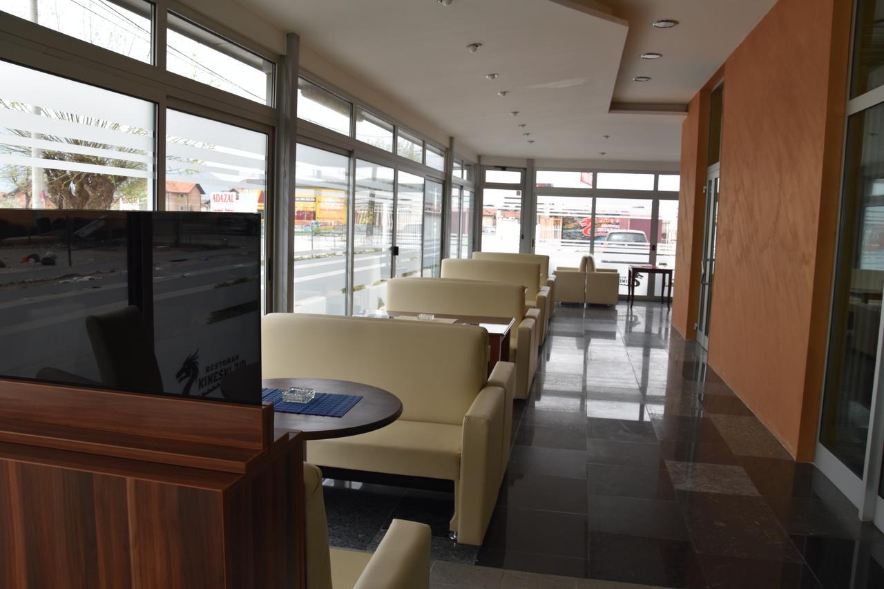 Hotel & Restaurant Great Wall - Airport Sarajevo Exterior photo